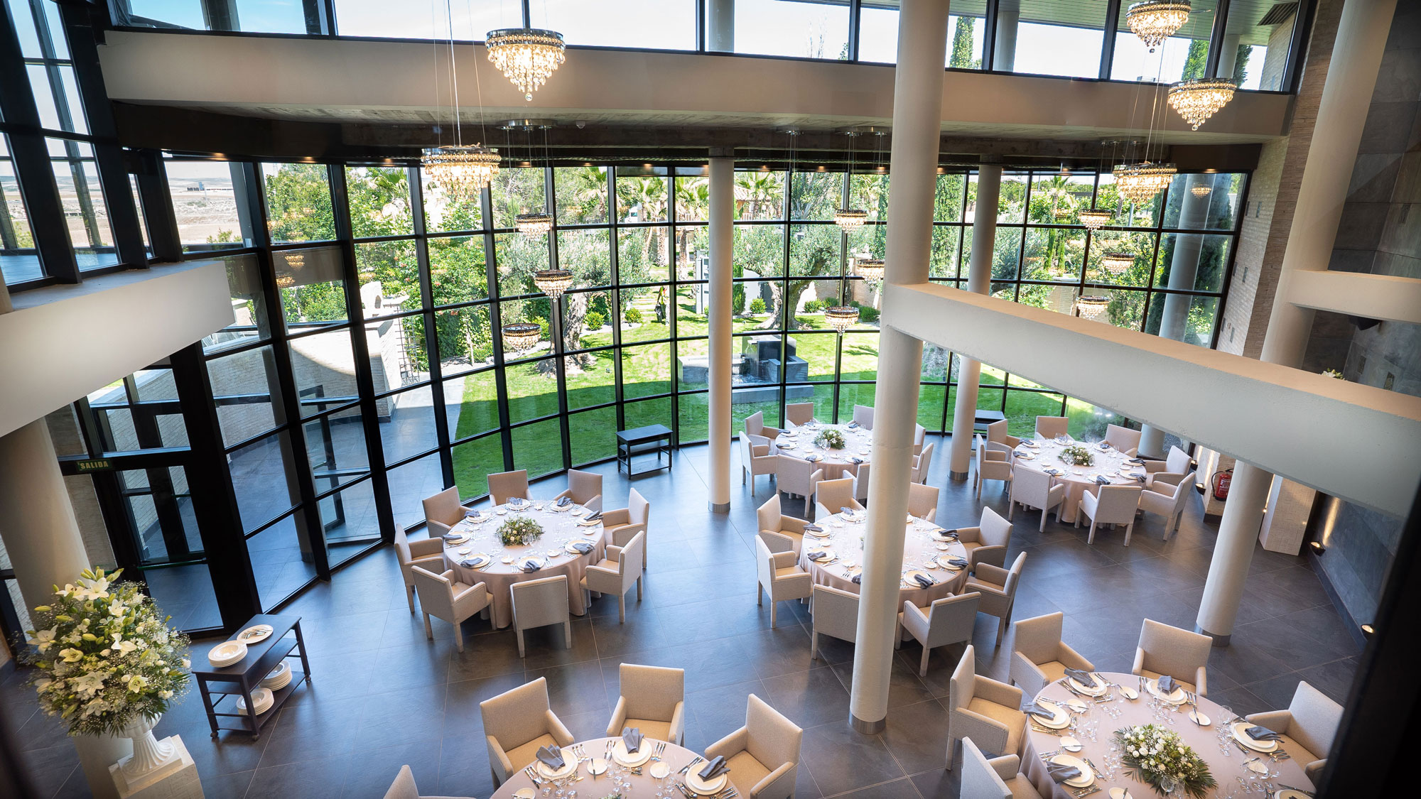 SERRANO ARQUITECTURA. Restaurante Hábitat Sella 1