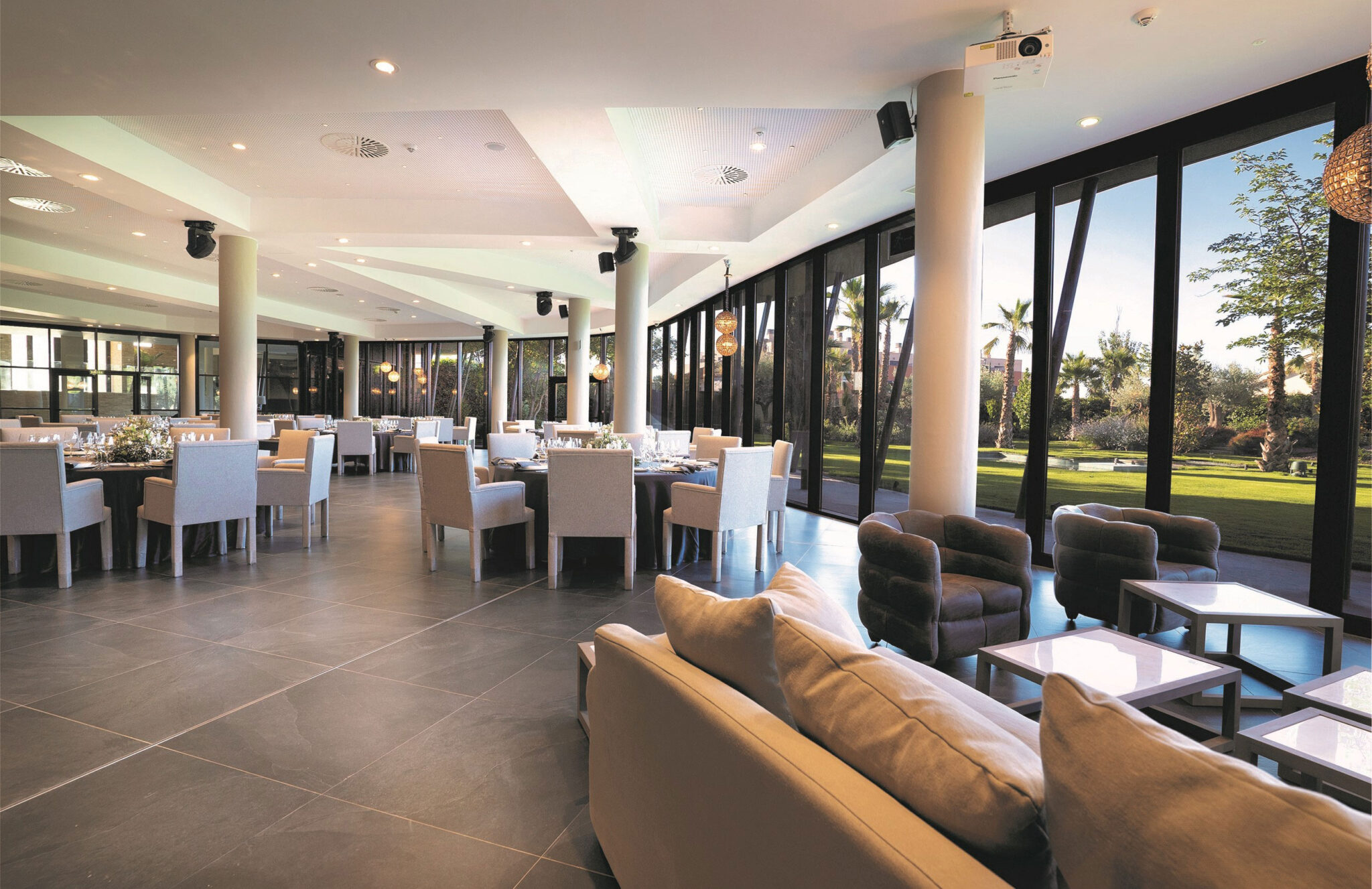 SERRANO ARQUITECTURA. Restaurante Hábitat Sella 9
