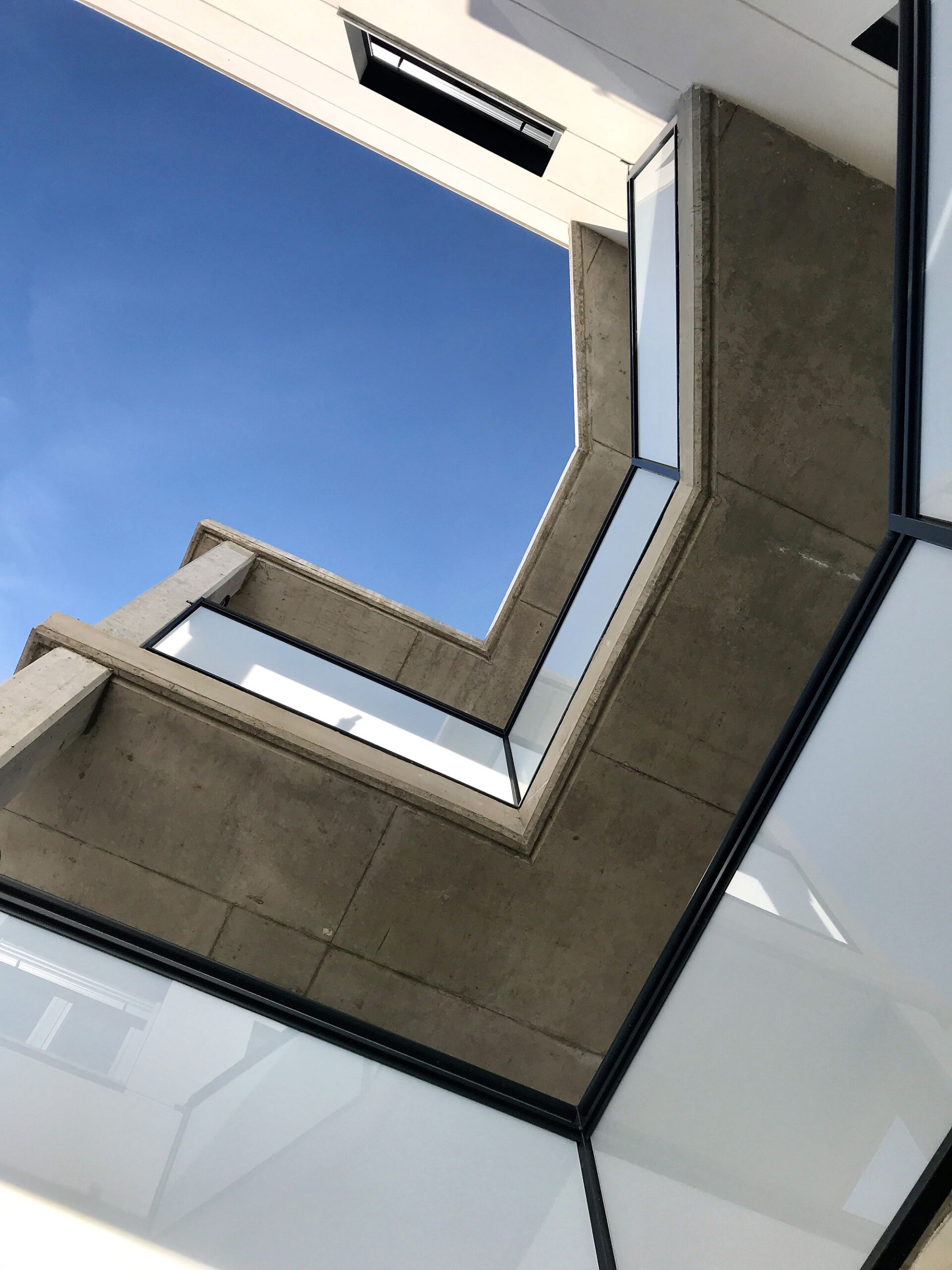SERRANO ARQUITECTURA. Vivienda colectiva 1